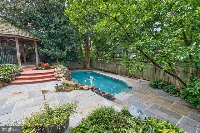 7922 JOURNEY LN, Springfield, VA 22153