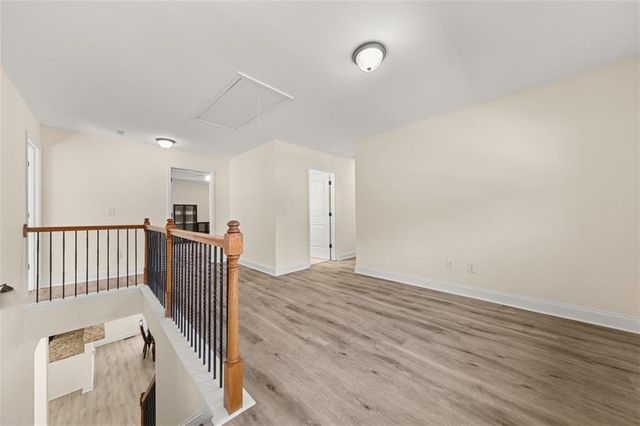 1300 Primrose Park Road, Sugar Hill, GA 30518