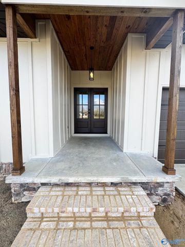 23 Swanee Drive, Albertville, AL 35950