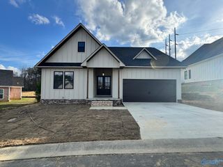 23 Swanee Drive, Albertville, AL 35950