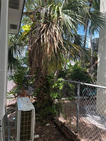 7929 Abbott Avenue NE NE, Miami Beach, FL 33141