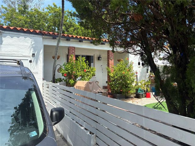 7929 Abbott Avenue NE NE, Miami Beach, FL 33141
