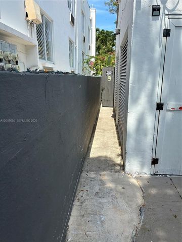 7929 Abbott Avenue NE NE, Miami Beach, FL 33141