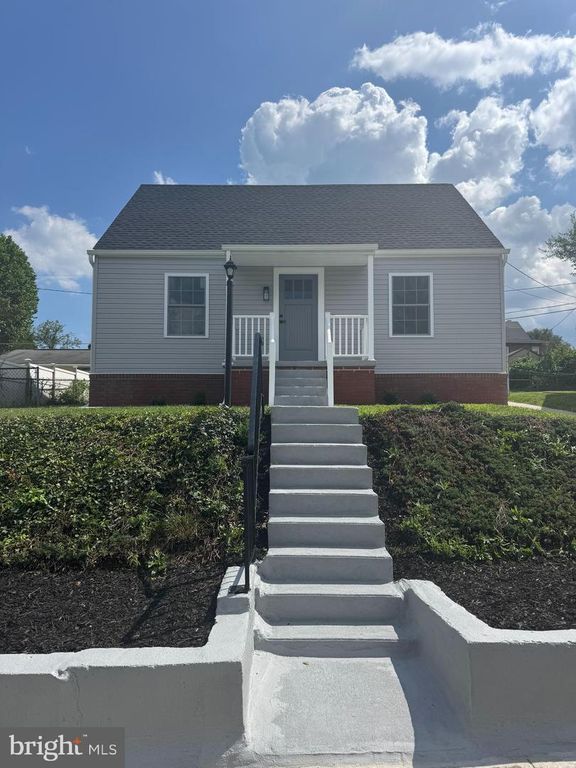 3215 ROSALIE RD, Baltimore, MD 21227