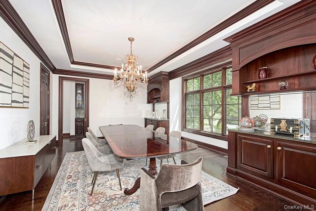 301 Whippoorwill Road, Chappaqua, NY 10514