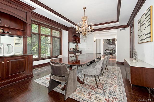 301 Whippoorwill Road, Chappaqua, NY 10514
