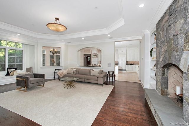 301 Whippoorwill Road, Chappaqua, NY 10514