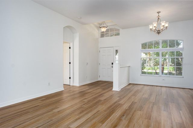 527 BRIDLE PATH WAY, Tarpon Springs, FL 34688