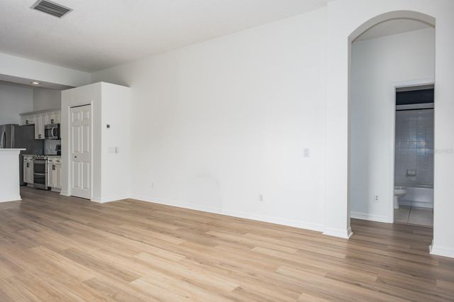 527 BRIDLE PATH WAY, Tarpon Springs, FL 34688