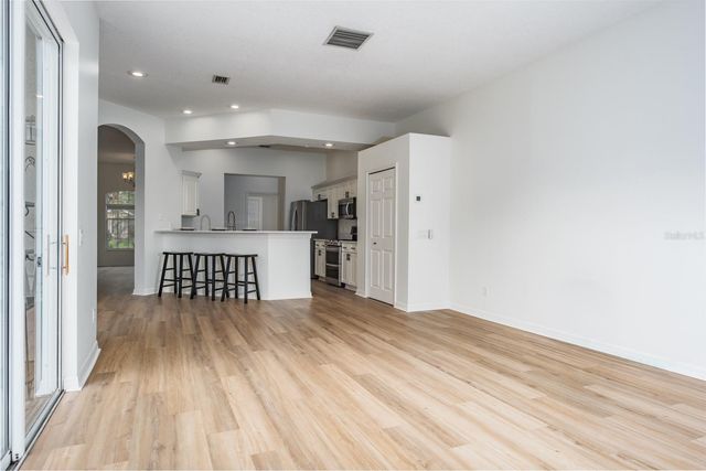 527 BRIDLE PATH WAY, Tarpon Springs, FL 34688