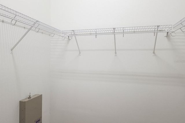 527 BRIDLE PATH WAY, Tarpon Springs, FL 34688