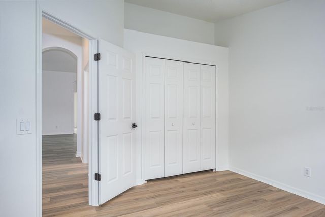 527 BRIDLE PATH WAY, Tarpon Springs, FL 34688