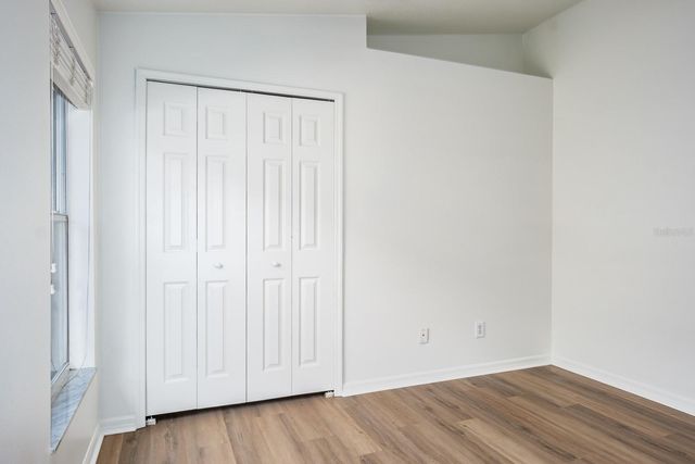 527 BRIDLE PATH WAY, Tarpon Springs, FL 34688