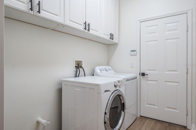 527 BRIDLE PATH WAY, Tarpon Springs, FL 34688