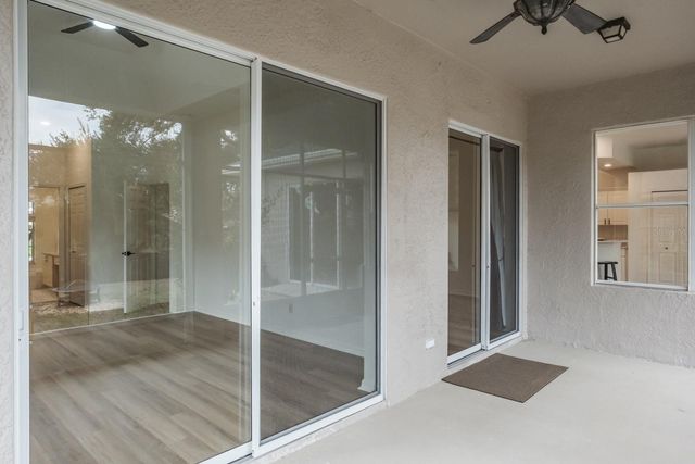 527 BRIDLE PATH WAY, Tarpon Springs, FL 34688