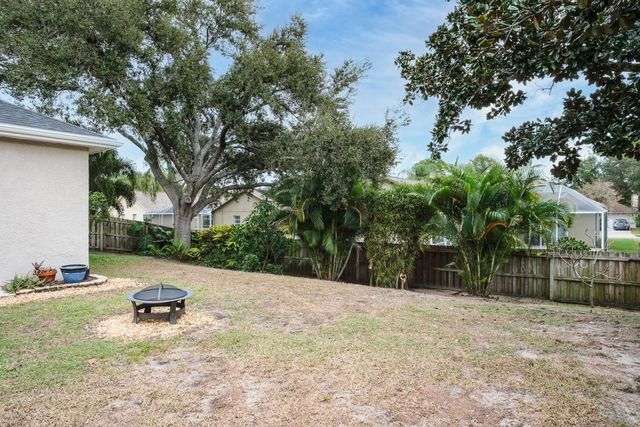 527 BRIDLE PATH WAY, Tarpon Springs, FL 34688