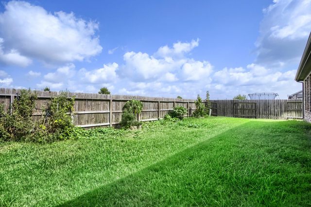 9615 Slumbering Willow Lane, Richmond, TX 77406