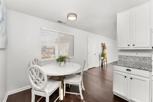 6353 La Cienega Dr, North Highlands, CA 95660