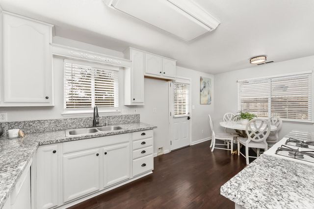 6353 La Cienega Dr, North Highlands, CA 95660