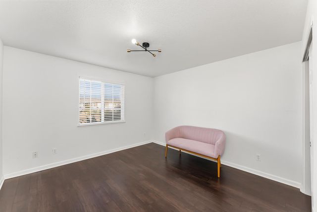 6353 La Cienega Dr, North Highlands, CA 95660