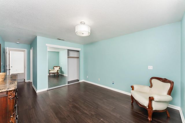 6353 La Cienega Dr, North Highlands, CA 95660