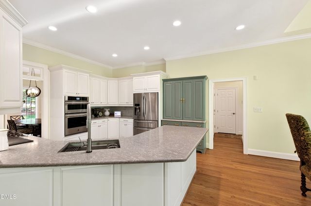 4933 Cremshaw Court, Raleigh, NC 27614