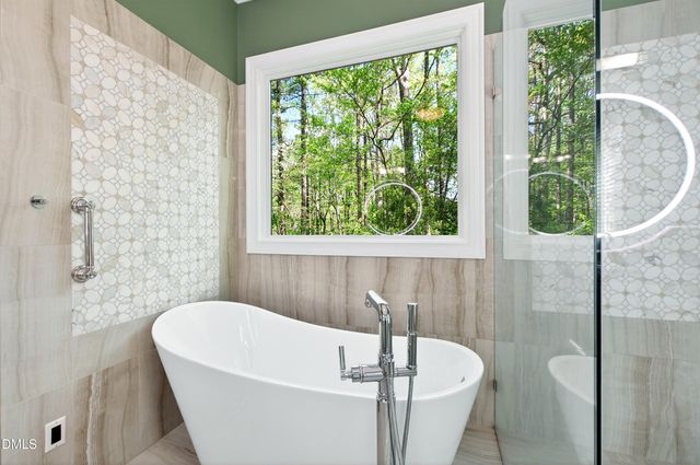 4933 Cremshaw Court, Raleigh, NC 27614