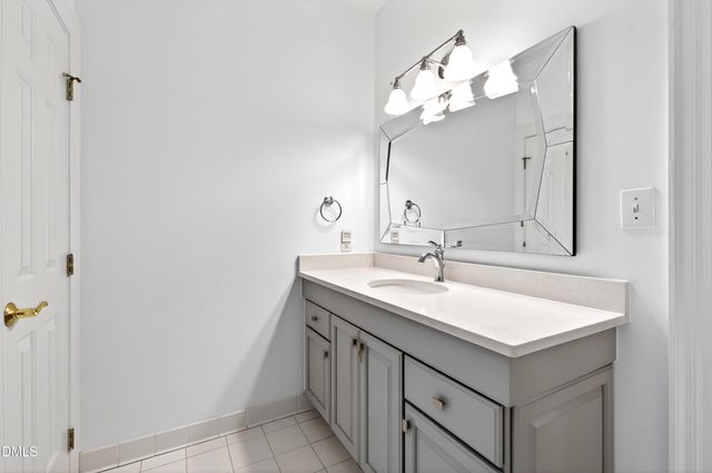 4933 Cremshaw Court, Raleigh, NC 27614