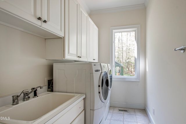 4933 Cremshaw Court, Raleigh, NC 27614