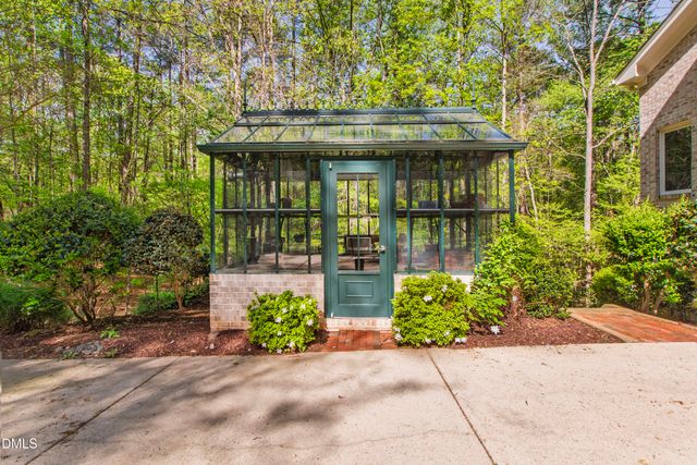 4933 Cremshaw Court, Raleigh, NC 27614