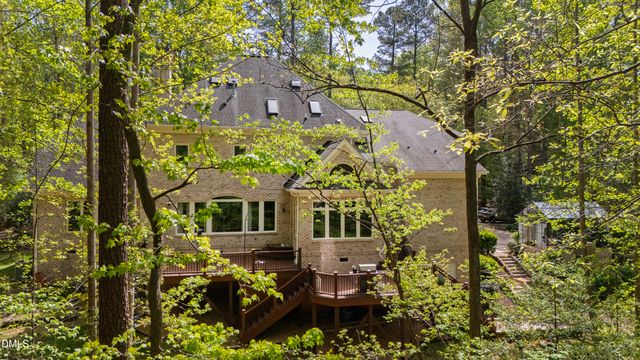 4933 Cremshaw Court, Raleigh, NC 27614