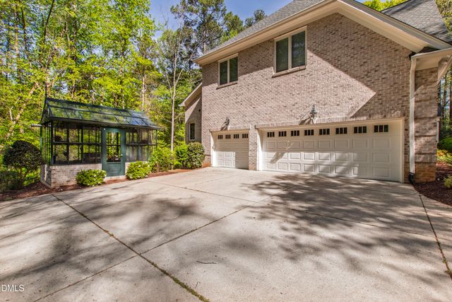 4933 Cremshaw Court, Raleigh, NC 27614