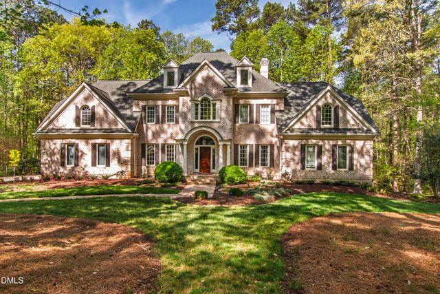 4933 Cremshaw Court, Raleigh, NC 27614