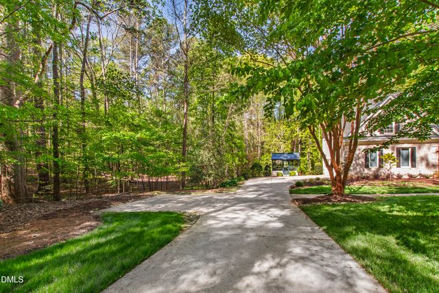 4933 Cremshaw Court, Raleigh, NC 27614