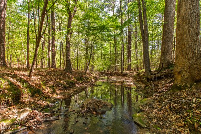 4933 Cremshaw Court, Raleigh, NC 27614