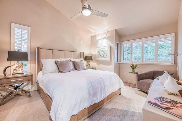 2352 W Loma Linda Avenue, Fresno, CA 93711