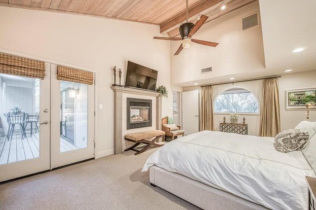 2352 W Loma Linda Avenue, Fresno, CA 93711