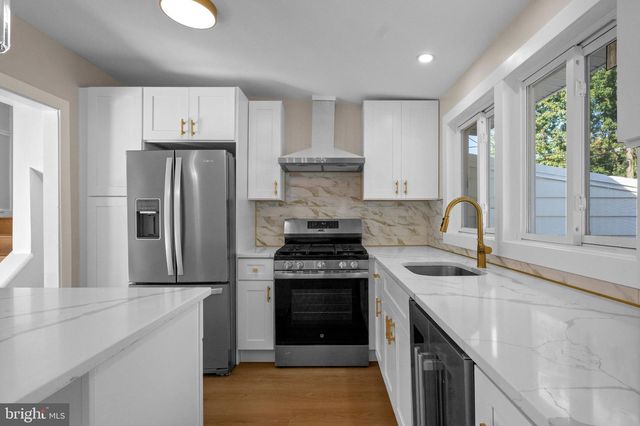407 E ELM ST, Lebanon, PA 17042