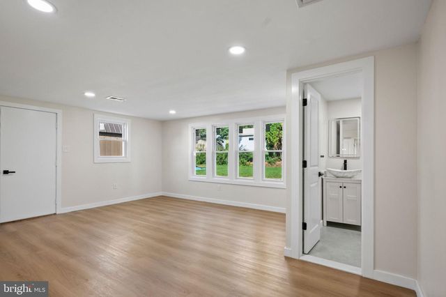 407 E ELM ST, Lebanon, PA 17042