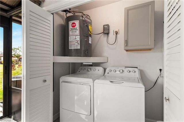 2034 Pine Isle LN # 2034, Naples, FL 34112