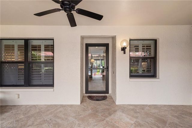 2034 Pine Isle LN # 2034, Naples, FL 34112