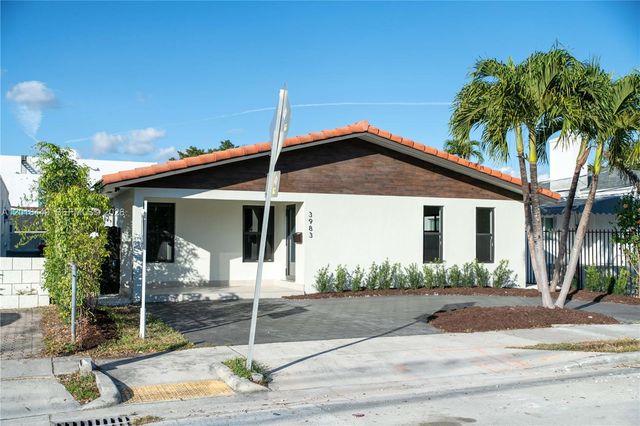 3983 SW 2nd St, Miami, FL 33134