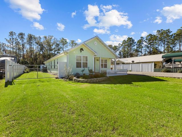 455 Kings Creek Circle, Steinhatchee, FL 32359