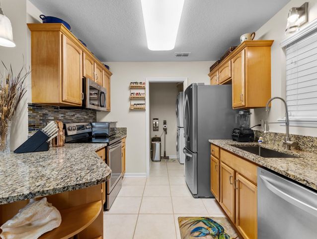 455 Kings Creek Circle, Steinhatchee, FL 32359