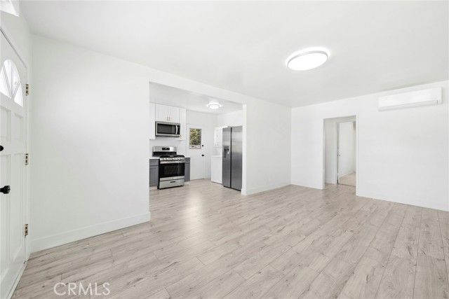1614 Orange Ave, Costa Mesa, CA 92627