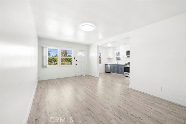 1614 Orange Ave, Costa Mesa, CA 92627