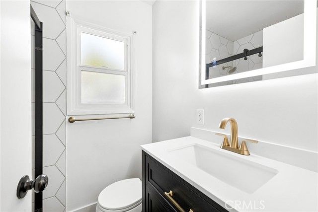 1614 Orange Ave, Costa Mesa, CA 92627
