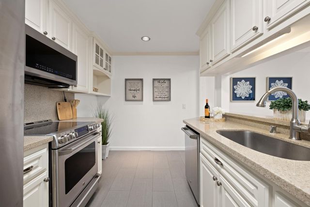 777 Morrell Avenue 309, Burlingame, CA 94010