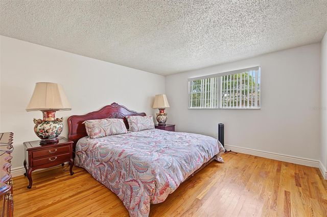 8239 VASSAR CIRCLE, Tampa, FL 33634