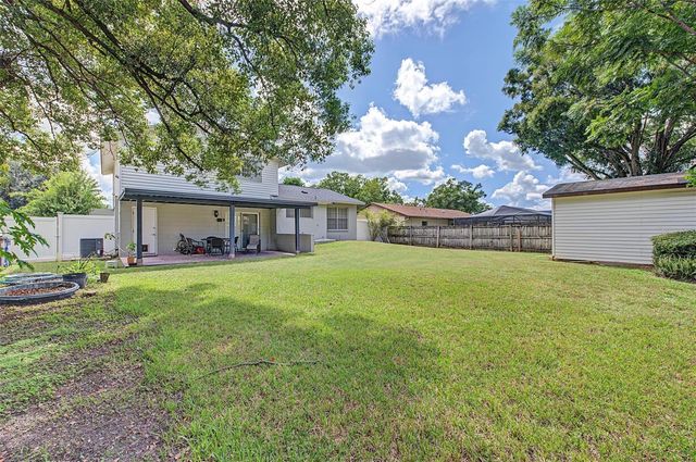 8239 VASSAR CIRCLE, Tampa, FL 33634